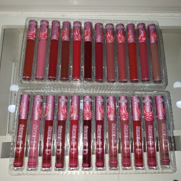 Makeup - Picture 5 of 5